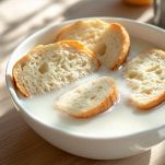 Pane immerso nel latte