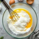 Uova montate in ciotola