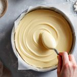 Impasto livellato in teglia