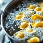 Tortelloni in acqua bollente