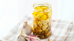 aglio sott'aceto