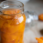 albicocche sciroppate