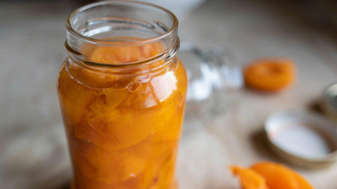 albicocche sciroppate