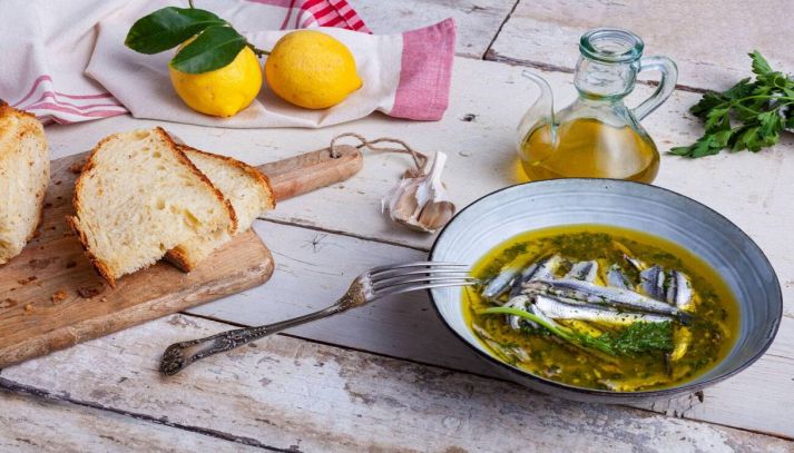 Acciughe sotto pesto