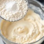 Pastella con fiori incorporati