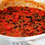 Sugo di pomodoro e melanzane