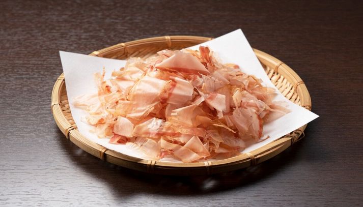 Piatto di katsuobushi