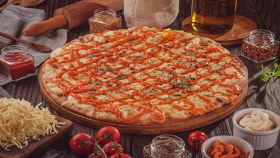 Pizza brasiliana con sei formaggi