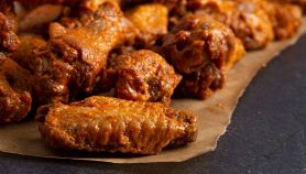 Ali di pollo alla paprika