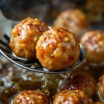 Polpette su carta assorbente