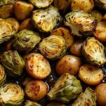 Verdure che rosolano nel tegame