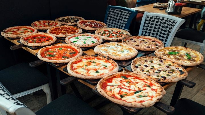 E se vi dicessimo che la pizza è connessa alle crisi mondiali?