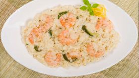 Risotto zucchine e gamberetti
