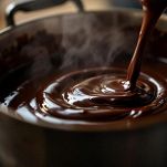 Cioccolato liscio pronto nella sac à poche