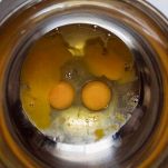 Tuorli e zucchero