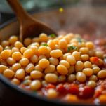 Fagioli nel sugo di pomodoro