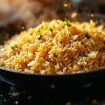 Riso in padella che soffrigge