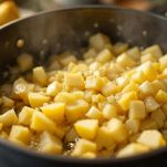 Cipolla e pere in casseruola