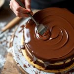 Glassa al cacao sulla superficie