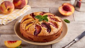 Torta di pesche e yogurt