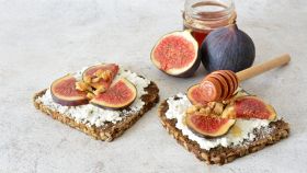 fichi piangono latte curiosita proprieta benefici