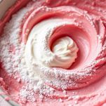 Zucchero, limone e panna aggiunti