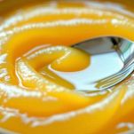 Glassa al limone cremosa e uniforme