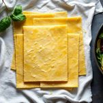 Radicchio saltato in padella e lasagne stese