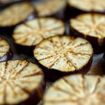 Aiuta assorbire condimento