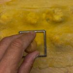 ravioli-al-salmone-preparazione-raviolo
