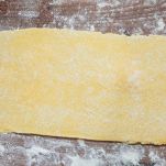 ravioli-di-borragine-preparazione-sfoglia