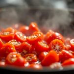 Sugo rosso nella padella