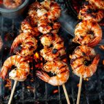 Gamberoni dorati in cottura