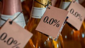 Togliere l'alcol dalle bevande