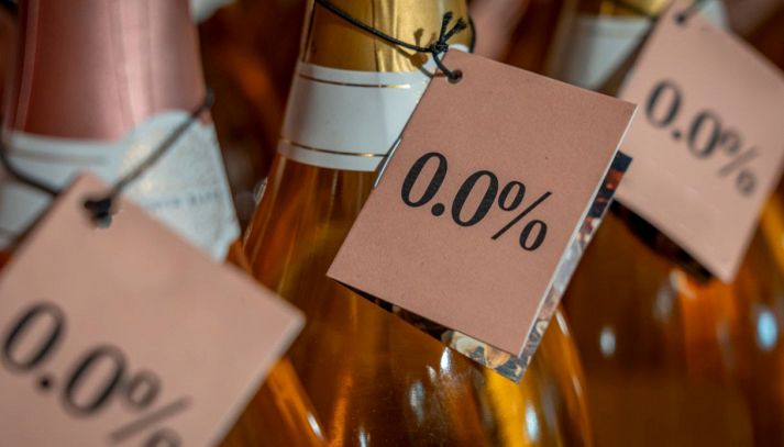 Togliere l'alcol dalle bevande