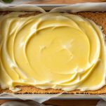 Crema al limone sulla base