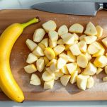 Mela e banana a pezzetti