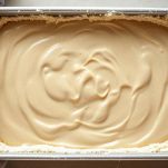 Impasto nella teglia