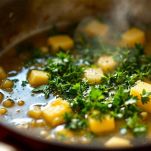 Aromi che insaporiscono il burro in cottura