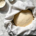 Ingredienti mescolati per l’impasto