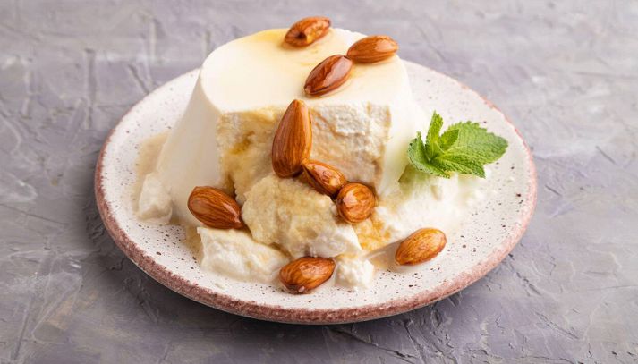 Ricotta di mandorle