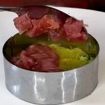 tartare-di-tonno-impiatto