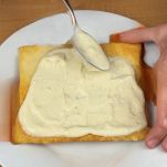 torta-diplomatica-spalmo-crema-su-sfoglia