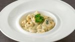 Tortellini con crema di parmigiano