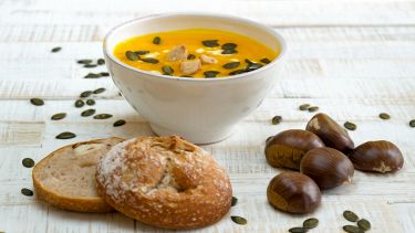 Vellutata di zucca e castagne