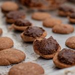 baci-di-dama-alle-nocciole-cottura