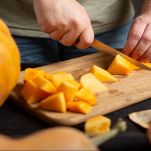 crumble-di-zucca-pulizia-ortaggio