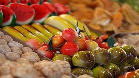 Deliziosa frutta di marzapane glassata