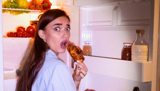 effetto luce appetito cosa e come ci influenza fame notturna