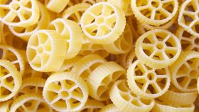 Particolare tipo di pasta a forma di ruota